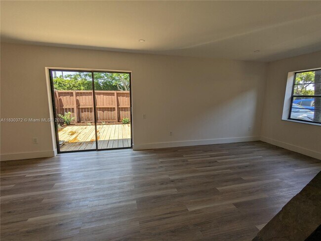 Building Photo - 6445 SW 116th Pl