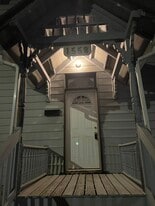 Building Photo - 1558 Scott St