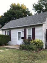 Front - 714 W Carroll St
