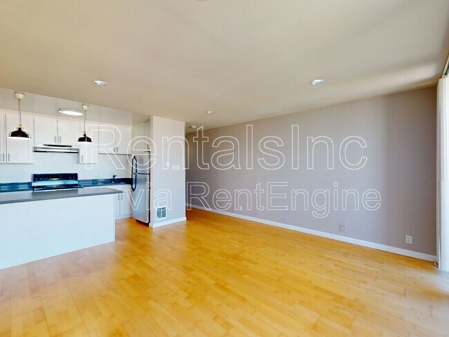 Building Photo - 651 Kansas St