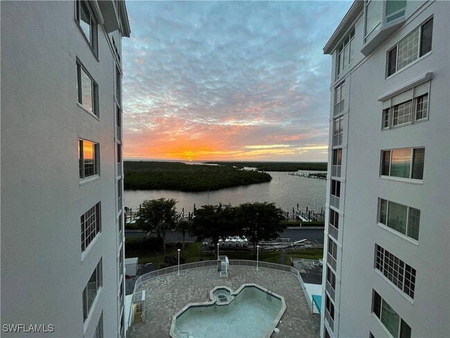 Building Photo - 13105 Vanderbilt Dr