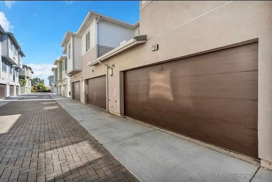 Building Photo - 738 Trunorth Cir