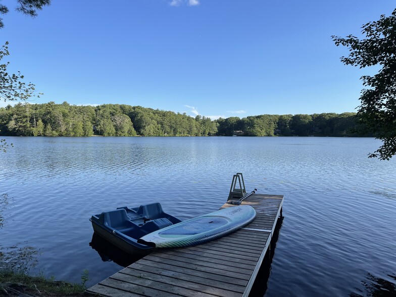 Peaceful furnished apt on lake - 46 Prindle Hill Rd