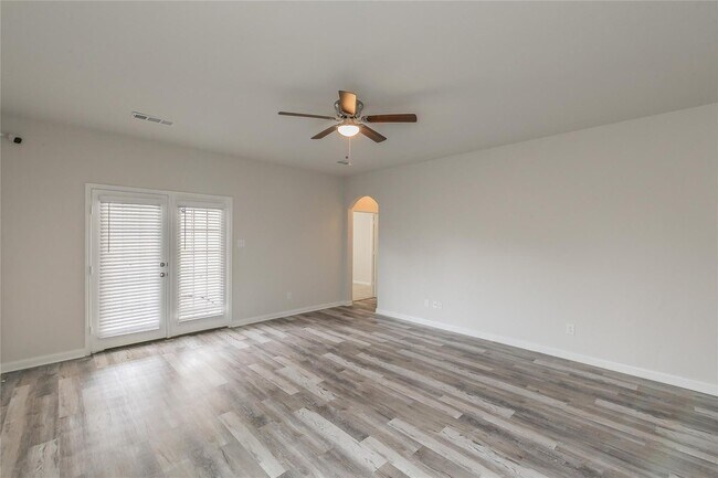 Building Photo - 6152 Nathan Creek Dr