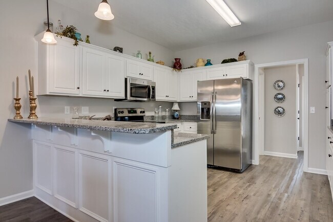 Building Photo - 115 Brow Tine Ct