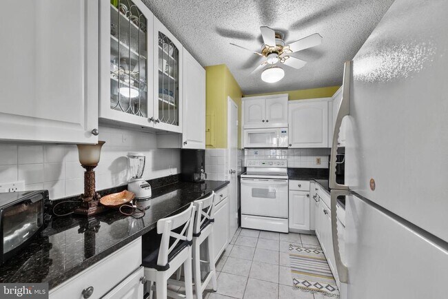 Building Photo - 205 E Joppa Rd