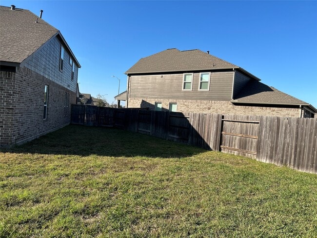 Building Photo - 12662 Barclay Ter Dr