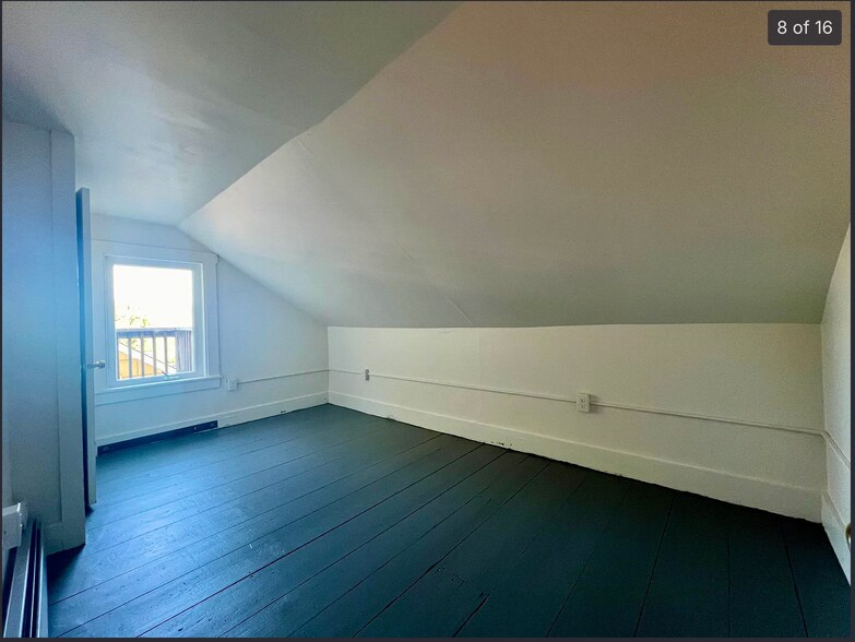 Building Photo - 13 Summer St