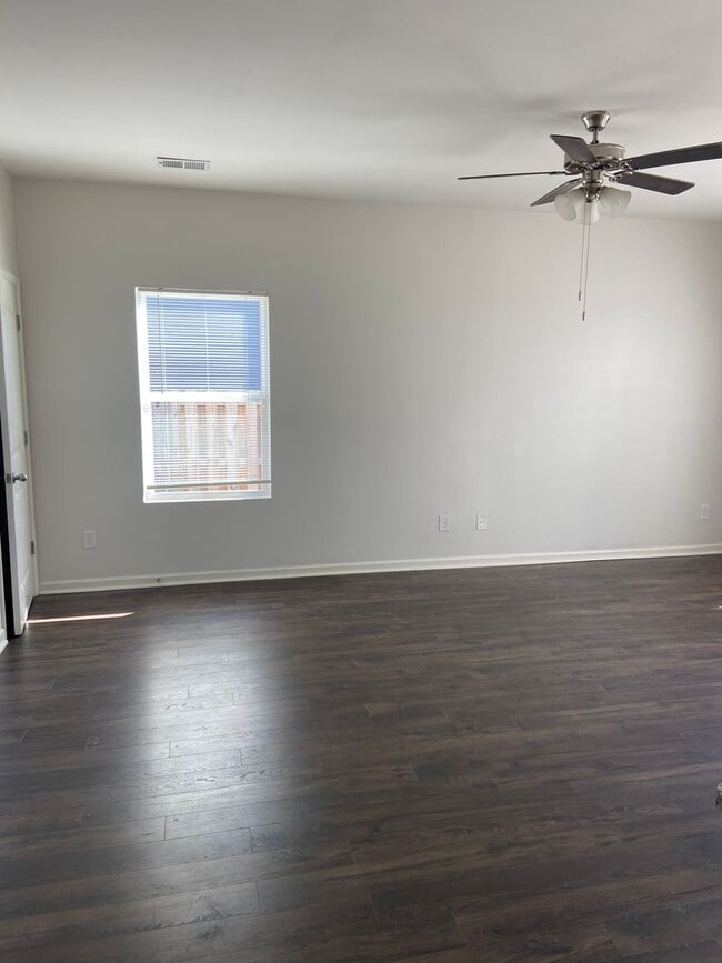 Building Photo - New For Rent in Springville!