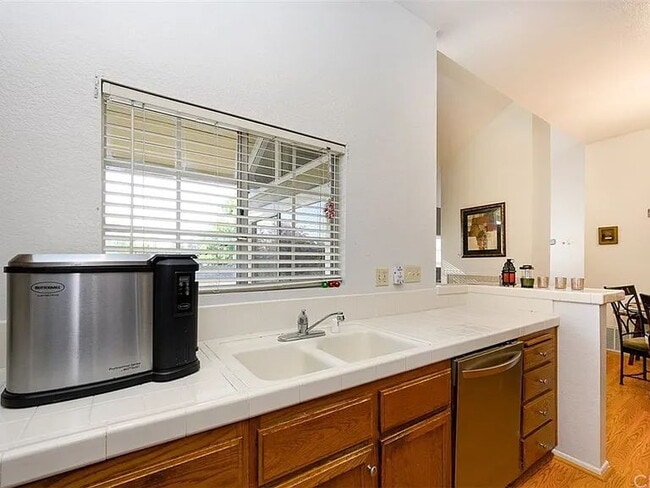 Building Photo - 3730 S Bear St