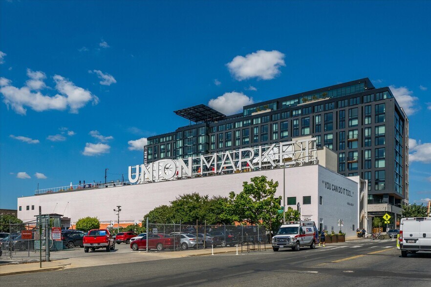 Neighborhood Amenities - 1208 1/2 Wylie St NE