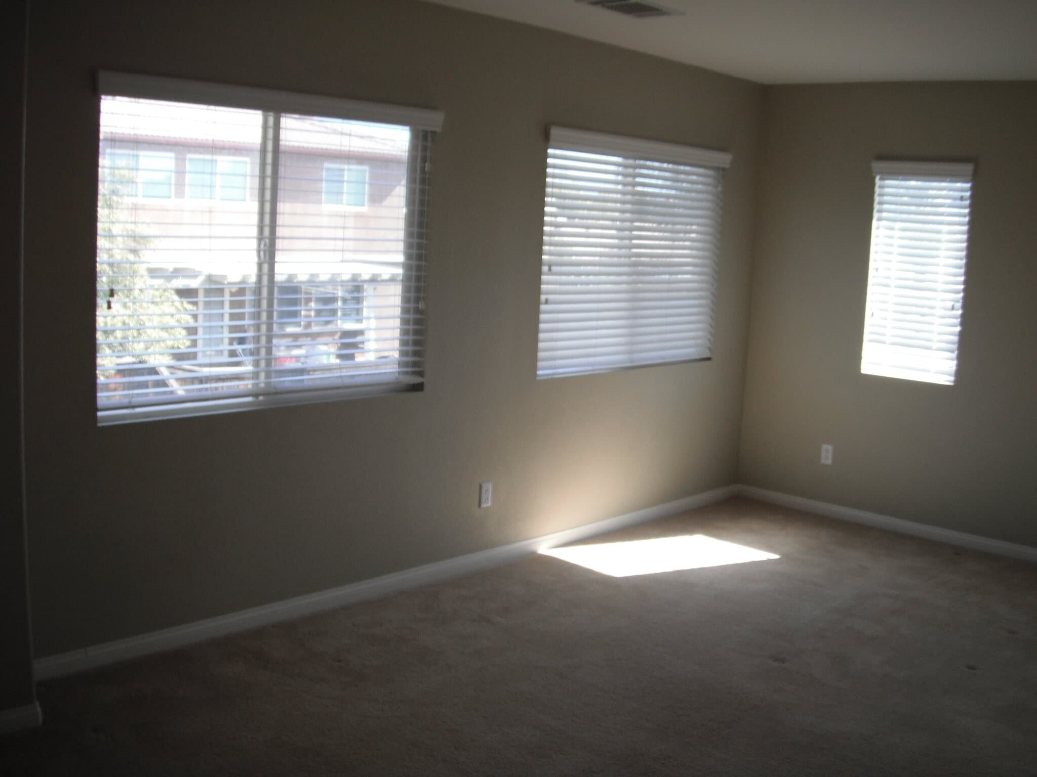 Building Photo - 31612 Whitecrown Dr
