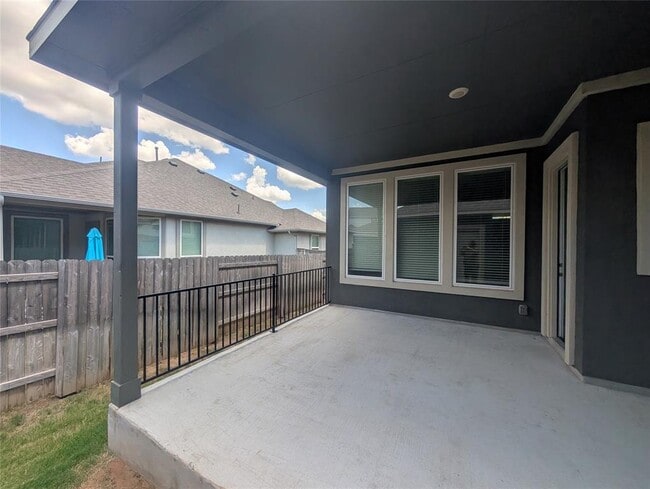 Building Photo - 1117 Kerrwood Wy
