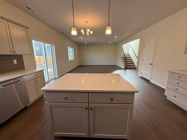 Building Photo - 8221 Sophia Ln