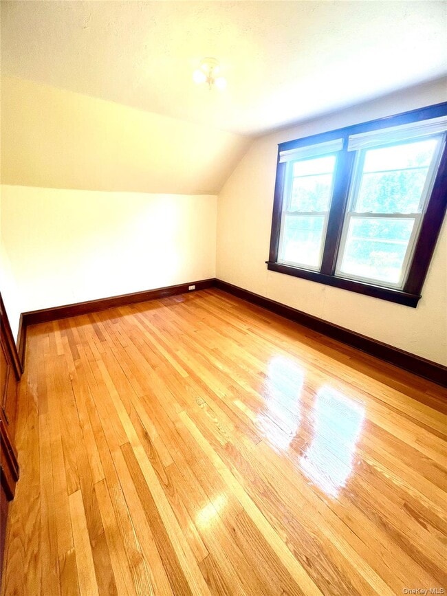 Building Photo - 950 NY-17M