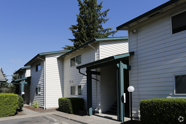 Primary Photo - Applegate Apartments