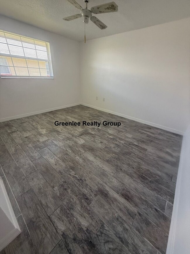 Building Photo - Adorable 2 Bed/2 Bath Villa in the 55+ New...