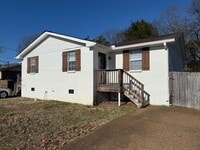 Building Photo - For Rent - Great Duplex Unit in North Nashville