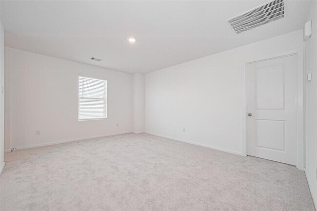 Building Photo - 26751 Prairie Smoke Ln