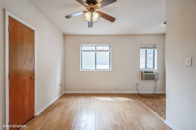 Building Photo - 1430 N Dearborn Pkwy