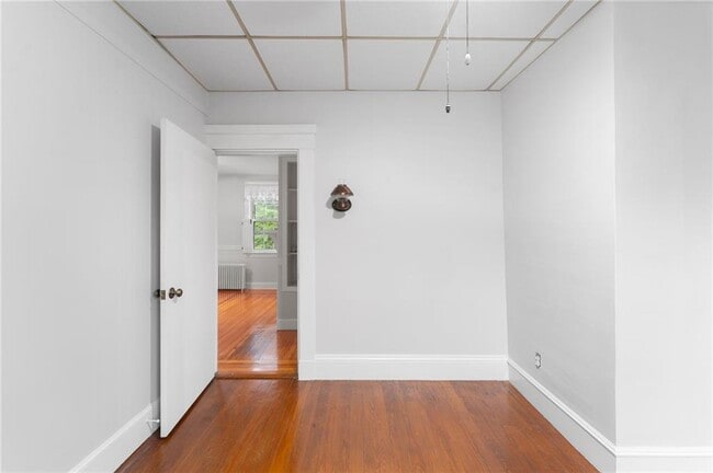 Building Photo - 594 Metacom Ave