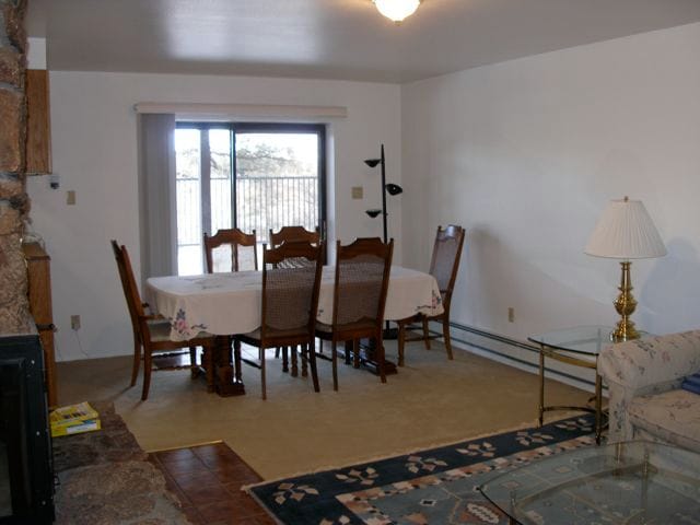 Building Photo - 340 Rim Rd