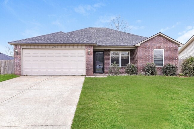 Building Photo - 206 Palm St