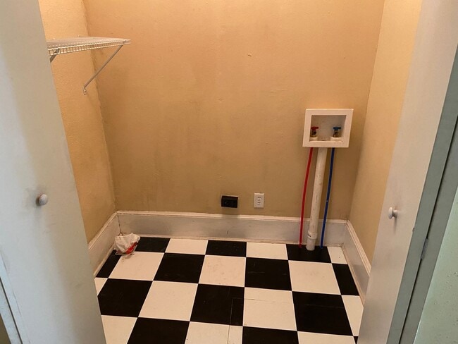 Building Photo - YELLOWBUNNY- 3352/3354-MONTEZUMA DUPLEX-CA...
