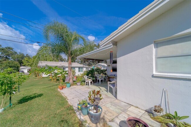 Building Photo - 9262 140th Ln