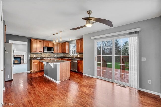 Building Photo - 10375 Kerwick Ct