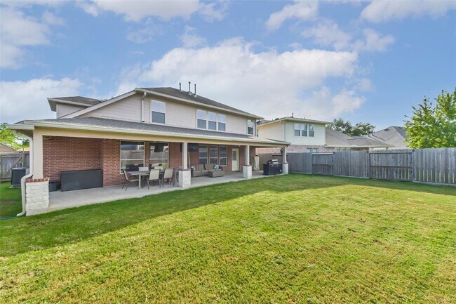 Building Photo - 2812 Chinaberry Park Ln