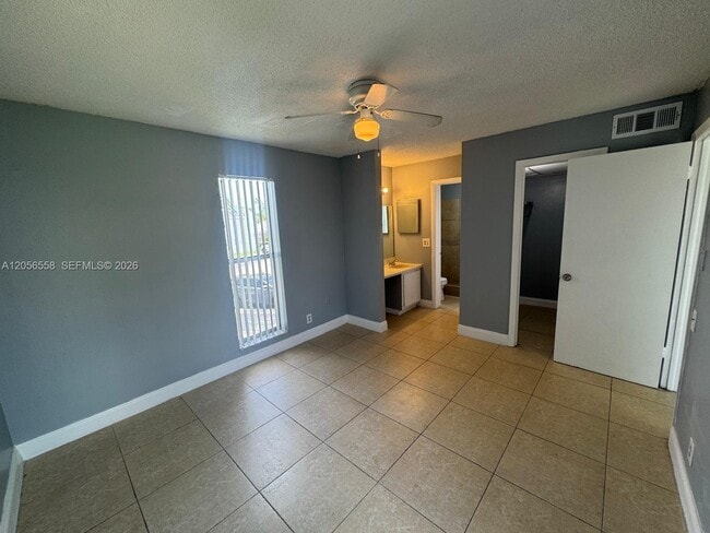 Building Photo - 4519 Treehouse Ln