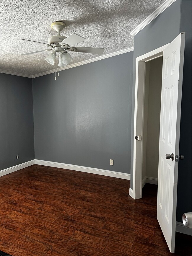 Building Photo - 363 Brittany Ln