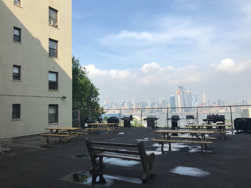 Building Photo - 1104 Palisade Ave