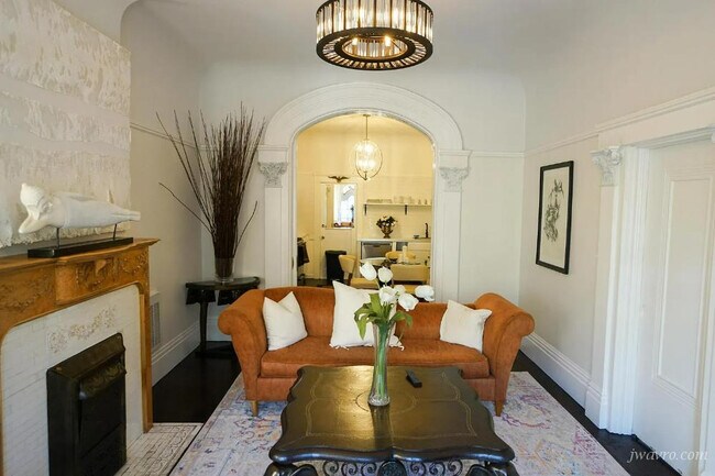 Building Photo - 1347 McAllister St