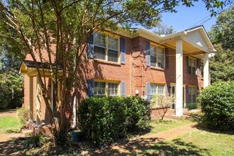 Building Photo - 716 Holder Dr