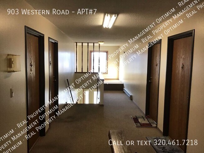 Building Photo - 903 Western Rd