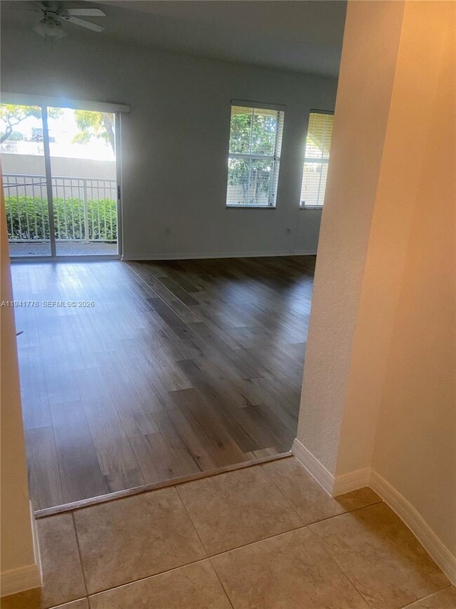 Building Photo - 8933 NW 107 Ct