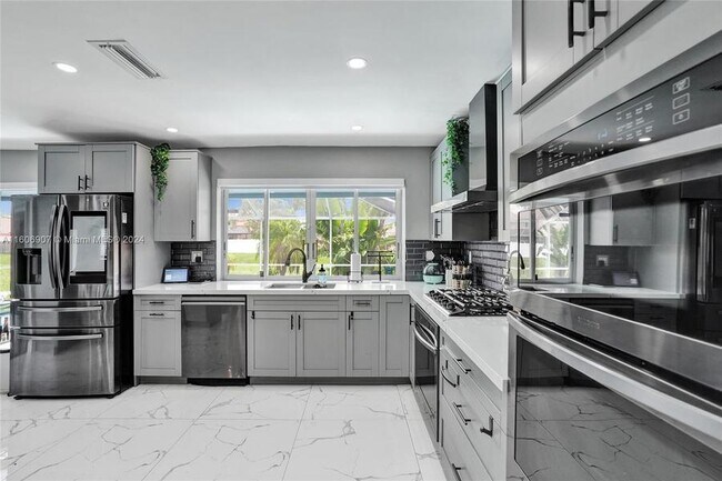 Building Photo - 9774 NW 19th Pl