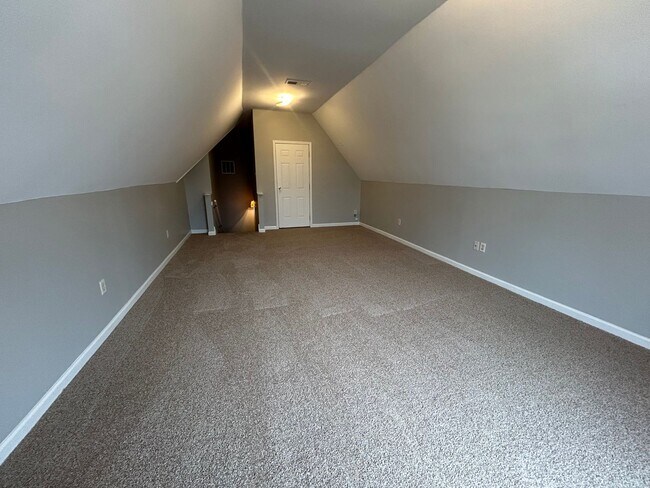 Building Photo - 9204 Acadia Pl