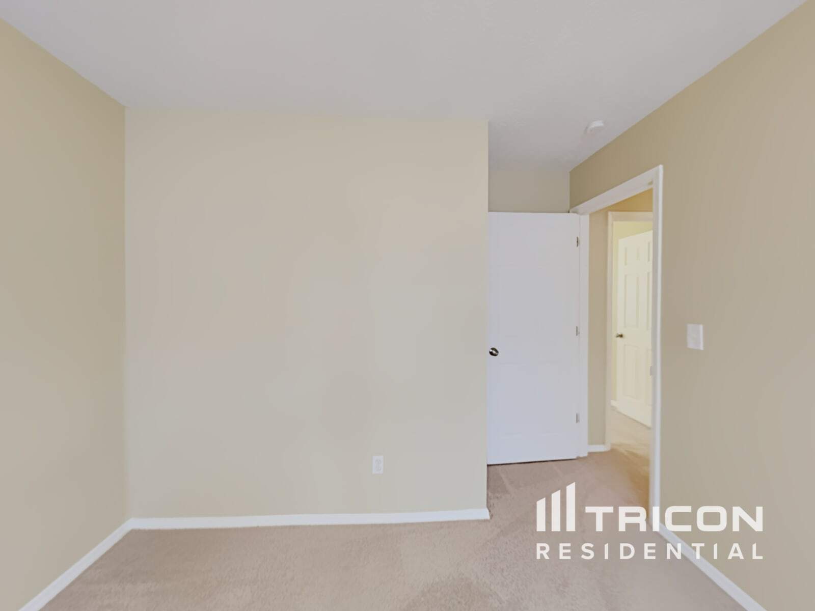 Building Photo - 2053 Stablewood Cove