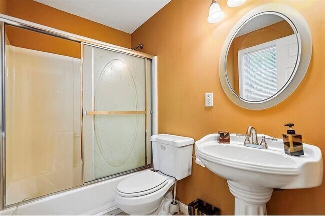 Building Photo - 5157 Wellisford Ct NW
