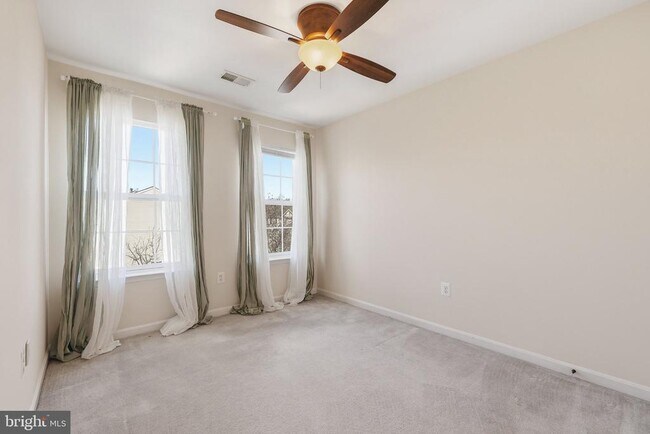 Building Photo - 14257 Hunters Run Way