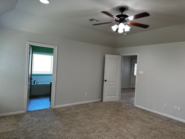 Building Photo - 10412 Whitney Trace Dr