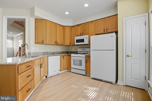 Building Photo - 15372 Bronco Way