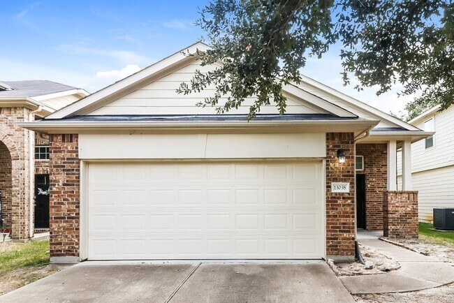 Primary Photo - 13038 Rose Landing Dr