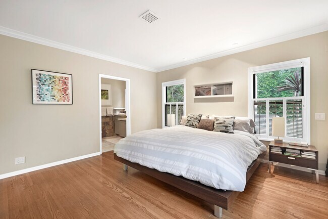 Primary Bedroom - 1522 Forest Knoll Dr