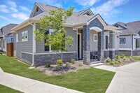 Building Photo - 5553 Lockhart Ln