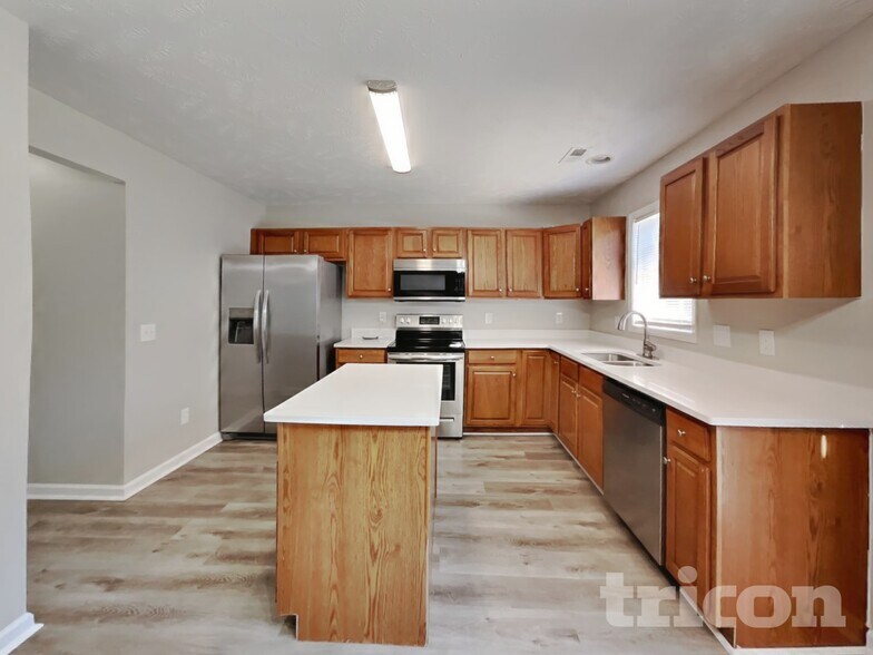 Building Photo - 200 Lattimore Rd