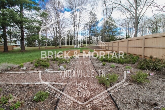 Building Photo - 1416 Myart Ln